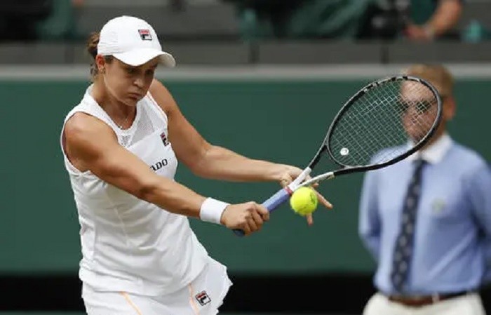  斯维亚泰克横扫群雄，波兰天骄首夺法网