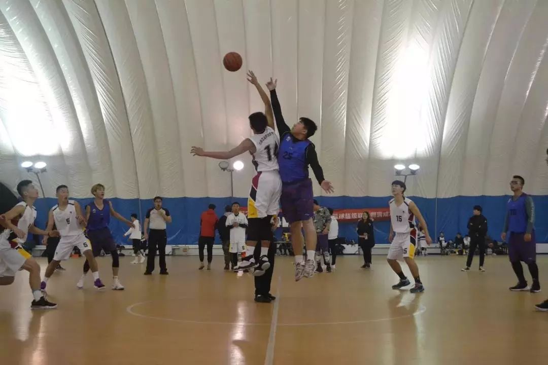  女子篮球联赛崛起，巾帼英雄不让须眉