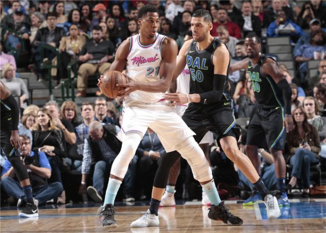  复古球衣致敬经典，怀旧风潮席卷球场